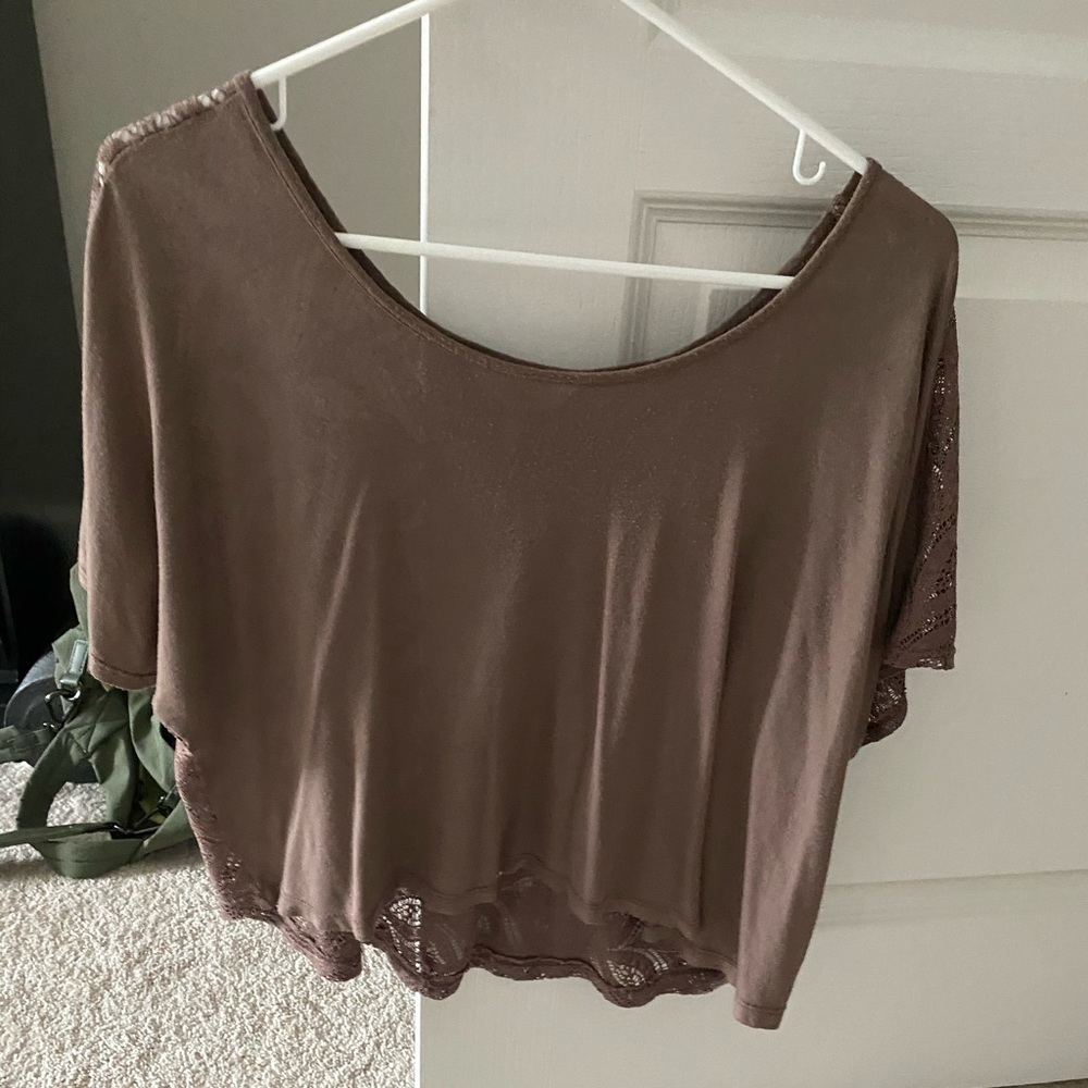 Kirra crop tee